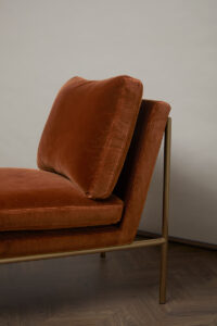 April Lounge Chair – Retro Orange